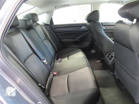 Used 2020 Honda Accord EX image 33