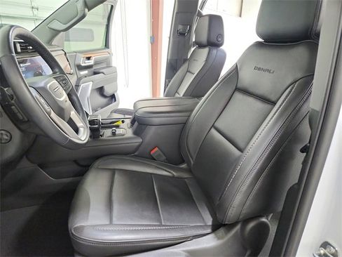 Used 2023 GMC Sierra 1500 Denali w/ Denali Reserve Package image 19