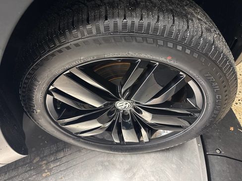 Used 2018 Volkswagen Atlas SEL image 35