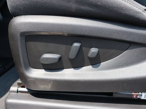 Used 2018 Chevrolet Silverado 1500 LT w/ All Star Edition AWD/4WD image 7