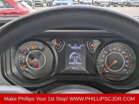 Certified 2025 Jeep Wrangler Sport AWD/4WD image 24
