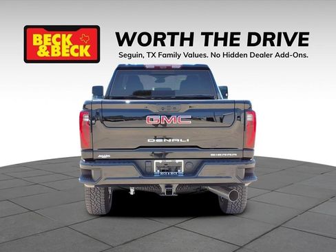 New 2026 GMC Sierra 2500 Denali w/ Denali Reserve Package image 6