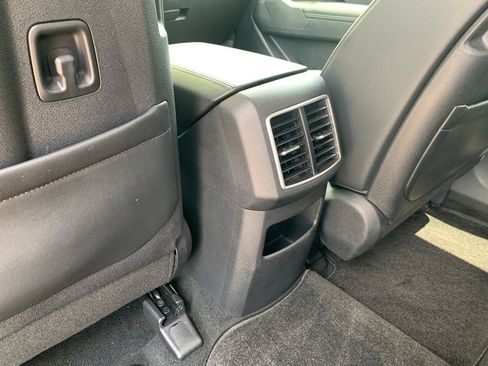 Used 2024 Kia Sportage EX FWD image 25