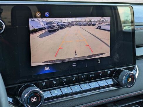 Used 2023 Chevrolet Colorado Z71 w/ Z71 Convenience Package 2 image 14