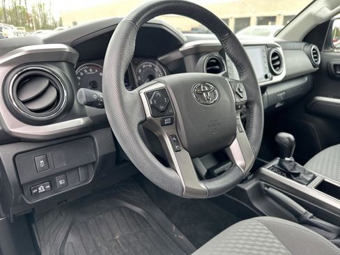 Used 2023 Toyota Tacoma SR5 w/ SR5 Appearance Package image 11
