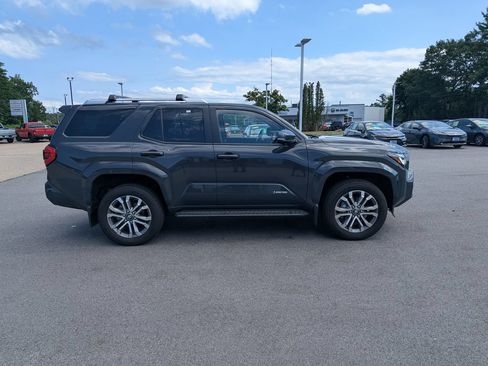 Used 2026 Toyota 4Runner Limited AWD/4WD image 7