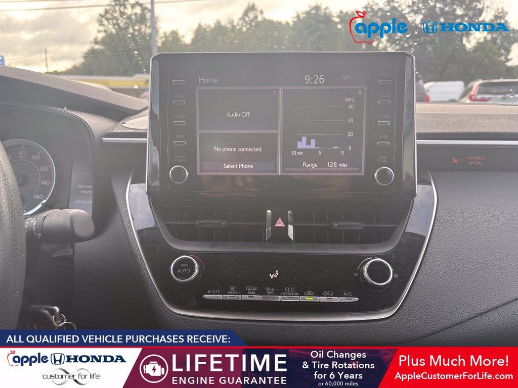 Used 2020 Toyota Corolla LE FWD image 8