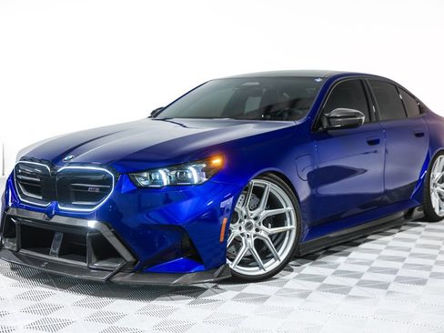 Used 2026 BMW M5 w/ Executive Package AWD/4WD image 12