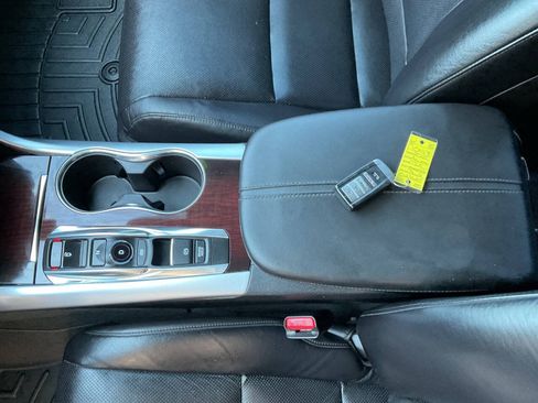 Used 2015 Acura TLX V6 w/ Technology Package FWD image 27