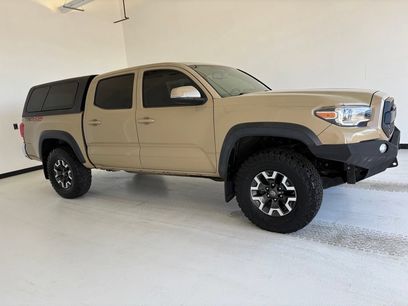 Used 2017 Toyota Tacoma TRD Off-Road w/ Tow Package (A/T)