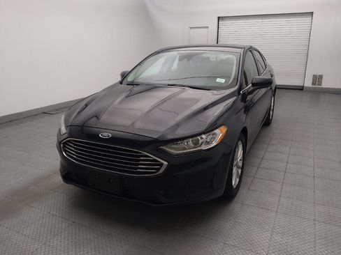 Used 2020 Ford Fusion SE FWD image 15