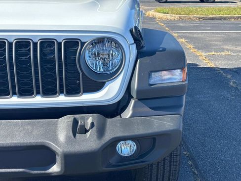 New 2026 Jeep Wrangler Sport AWD/4WD image 10