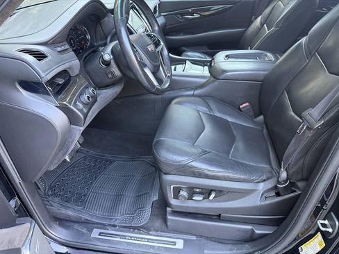 Used 2017 Cadillac Escalade ESV Platinum AWD/4WD image 15