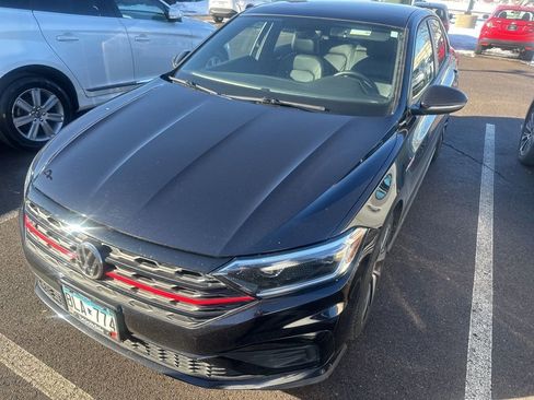 Used 2019 Volkswagen Jetta GLI Autobahn image 2