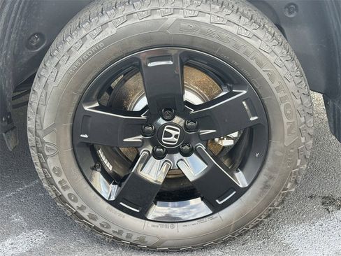 Used 2024 Honda Ridgeline Black Edition image 12