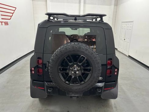 Used 2022 Land Rover Defender 110 X-Dynamic SE AWD/4WD image 10