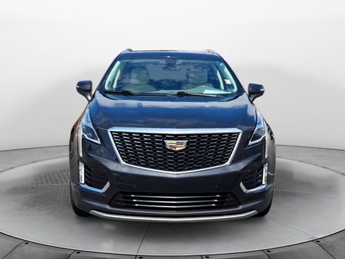 Used 2020 Cadillac XT5 Premium Luxury FWD image 2