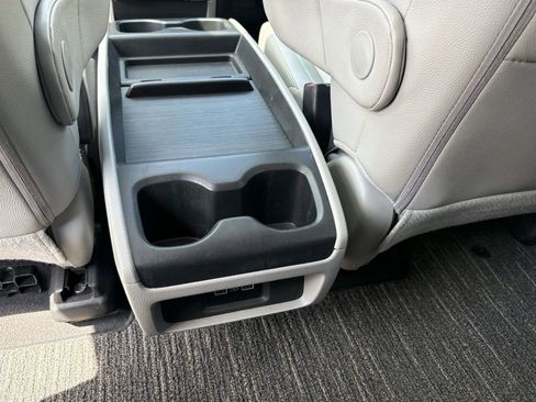 Used 2021 Honda Odyssey EX-L image 25