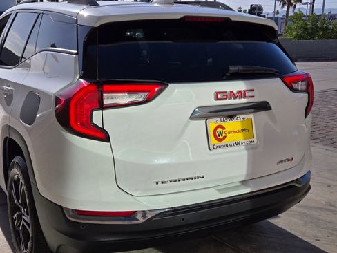 Used 2024 GMC Terrain AT4 AWD/4WD image 4