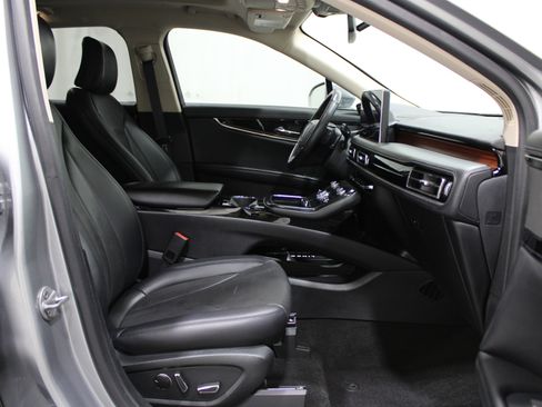 Certified 2022 Lincoln Nautilus Reserve w/ Class II Trailer Tow Package image 31