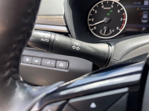 Used 2022 Nissan Altima 2.5 SL FWD image 22