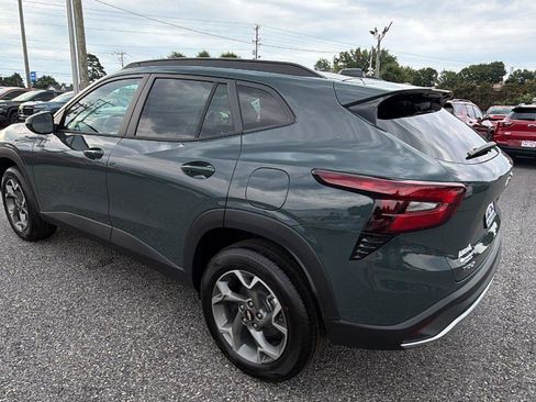 New 2026 Chevrolet Trax LT w/ Driver Confidence Package FWD image 10