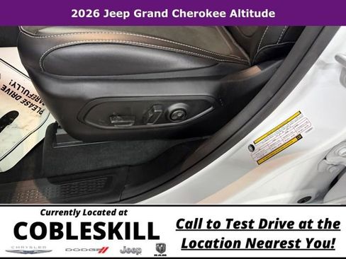 New 2026 Jeep Grand Cherokee Altitude AWD/4WD image 19