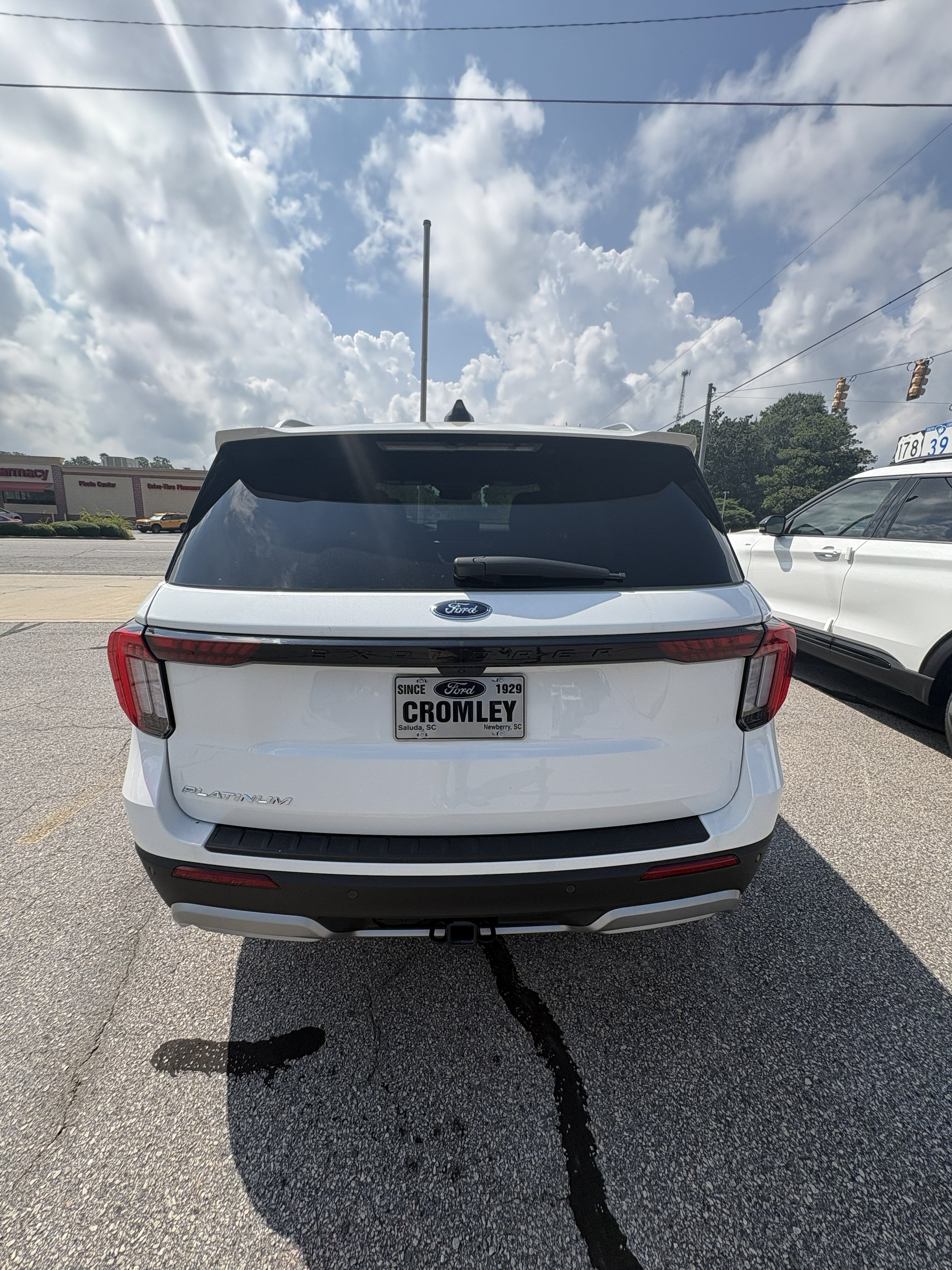 New 2026 Ford Explorer Platinum RWD image 5