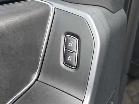Used 2025 Ford F150 XLT w/ Equipment Group 302A MID AWD/4WD image 19