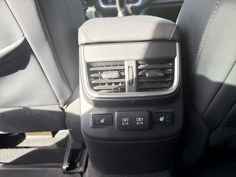 Used 2020 Subaru Outback Limited w/ Popular Package #2 image 26