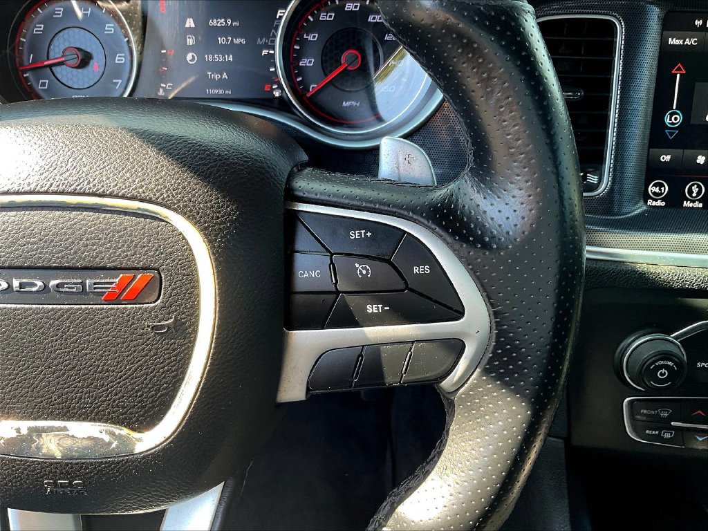 Used 2018 Dodge Charger R/T RWD image 10