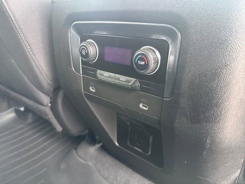 Used 2022 Chevrolet Tahoe LS image 18