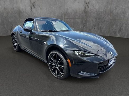 New 2026 MAZDA MX-5 Miata Grand Touring RWD image 7