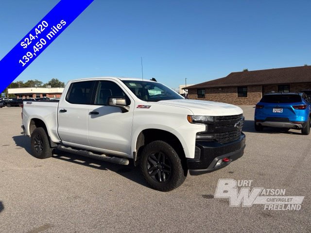 Used 2021 Chevrolet Silverado 1500 LT Trail Boss w/ LT Trail Boss Premium Package AWD/4WD image 10