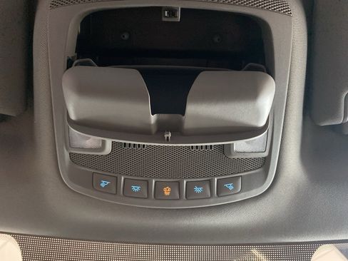 Used 2018 Ford F150 XLT image 28