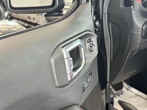 Used 2024 Jeep Wrangler Unlimited Rubicon 392 w/ Dual Top Group AWD/4WD image 25