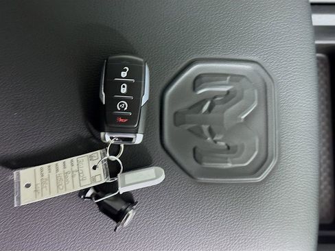 New 2026 RAM 4500 4x4 Crew Cab DRW w/ Laramie Trim Package image 19