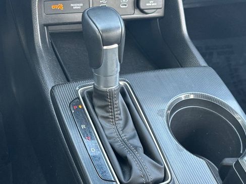 Certified 2025 Honda Civic Sport image 19