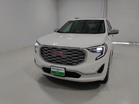 Used 2019 GMC Terrain Denali w/ Advanced Safety Package AWD/4WD image 15