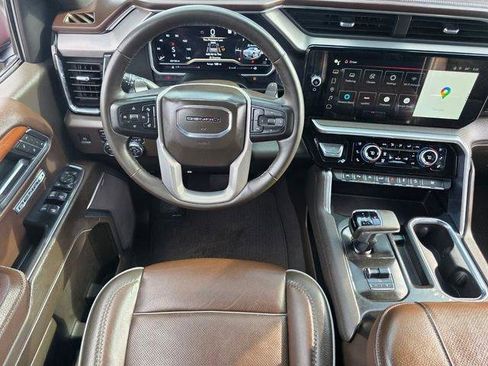 Used 2023 GMC Sierra 1500 Denali w/ Denali Reserve Package image 12