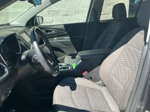 Used 2019 Chevrolet Equinox LT w/ Driver Convenience Package FWD image 13