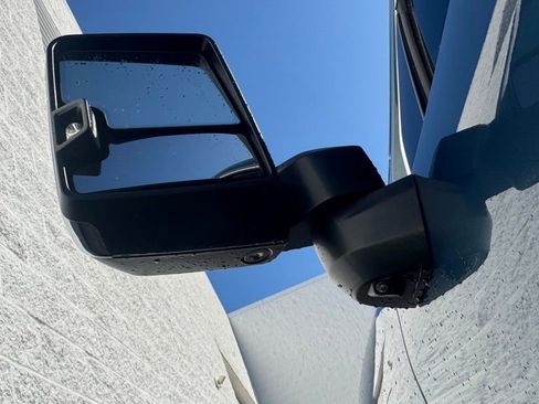 Used 2024 GMC Sierra 2500 Denali Ultimate image 23