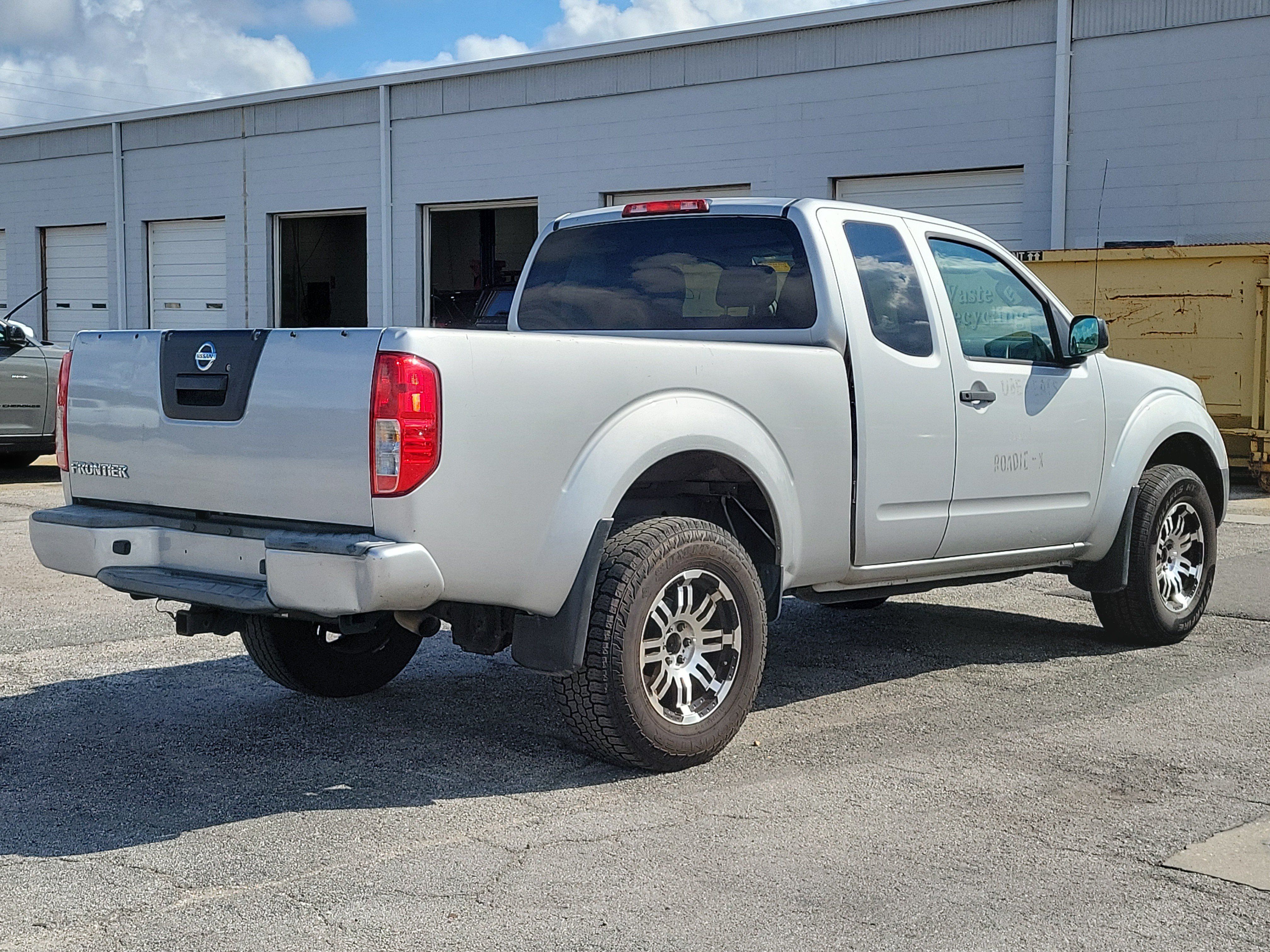 Used 2017 Nissan Frontier S RWD image 7