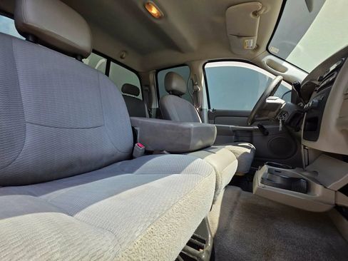 Used 2004 Dodge Ram 1500 Truck ST w/ ST Value Group RWD image 14