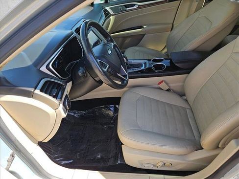 Used 2013 Ford Fusion Energi SE w/ Driver Assist Pkg FWD image 13