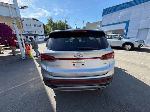 Used 2023 Hyundai Santa Fe SE AWD/4WD image 4