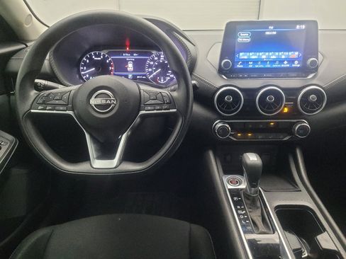 Used 2025 Nissan Sentra SV FWD image 22