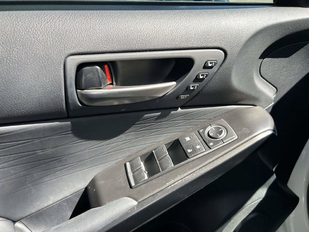 Used 2024 Lexus IS 350 F Sport w/ Navigation Package RWD image 11