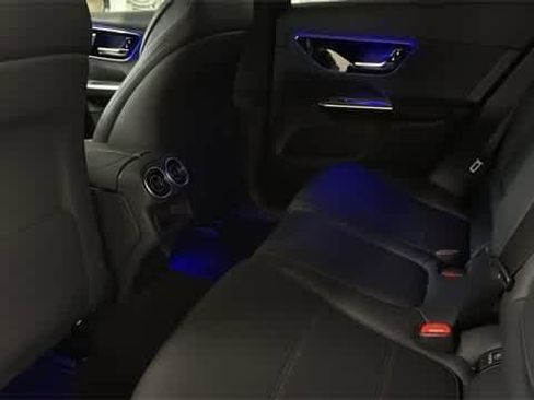 Certified 2025 Mercedes-Benz GLC 300 4MATIC image 8