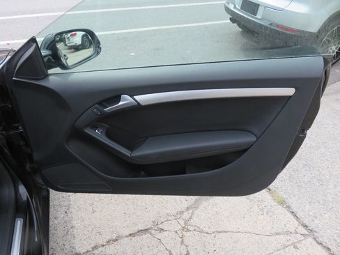 Used 2013 Audi A5 2.0T Premium Plus w/ Premium Plus Pkg image 22